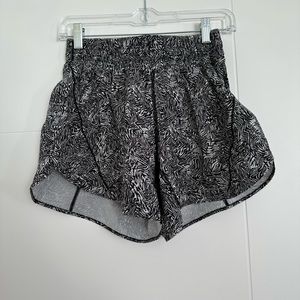 fun lululemon shorts!